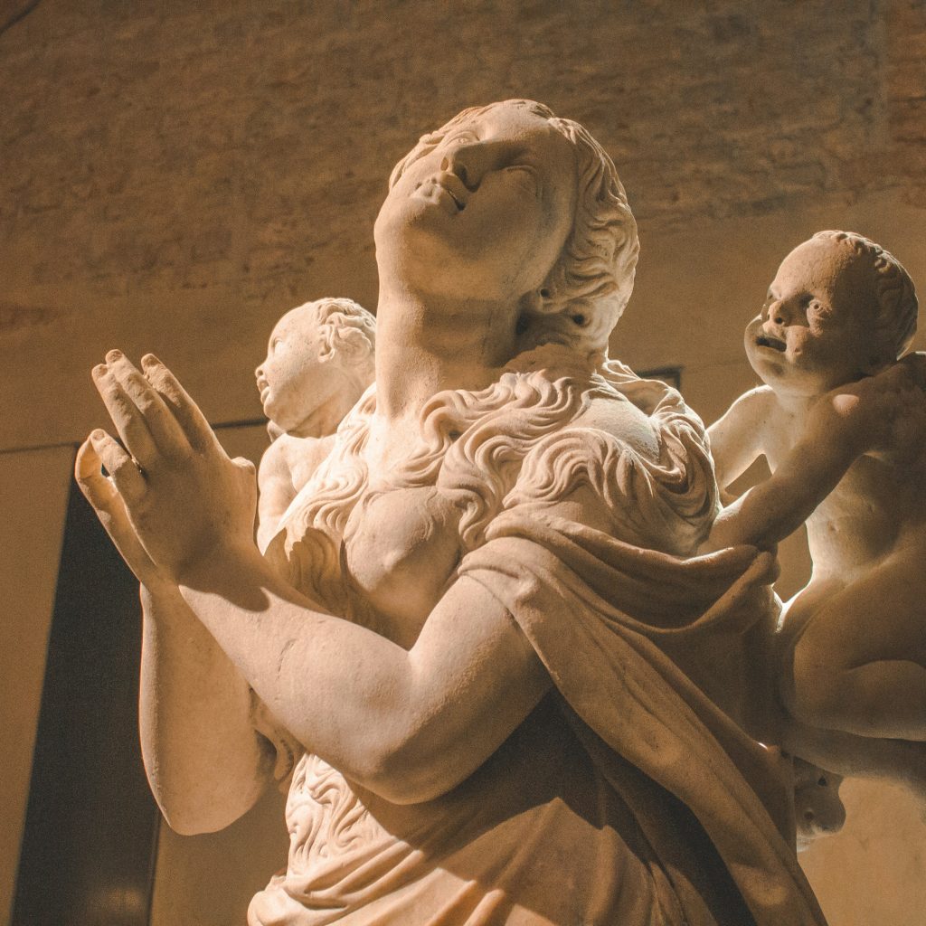 Testamenti, trusts, patti di famiglia, contenzioso ereditario, eredità giacenti, eredità digitali